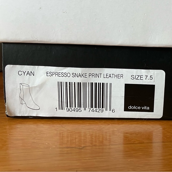 Dolce Vita — Cyan Espresso Snake Print Leather Ankle Booties; Size 7.5 - Picture 14 of 14